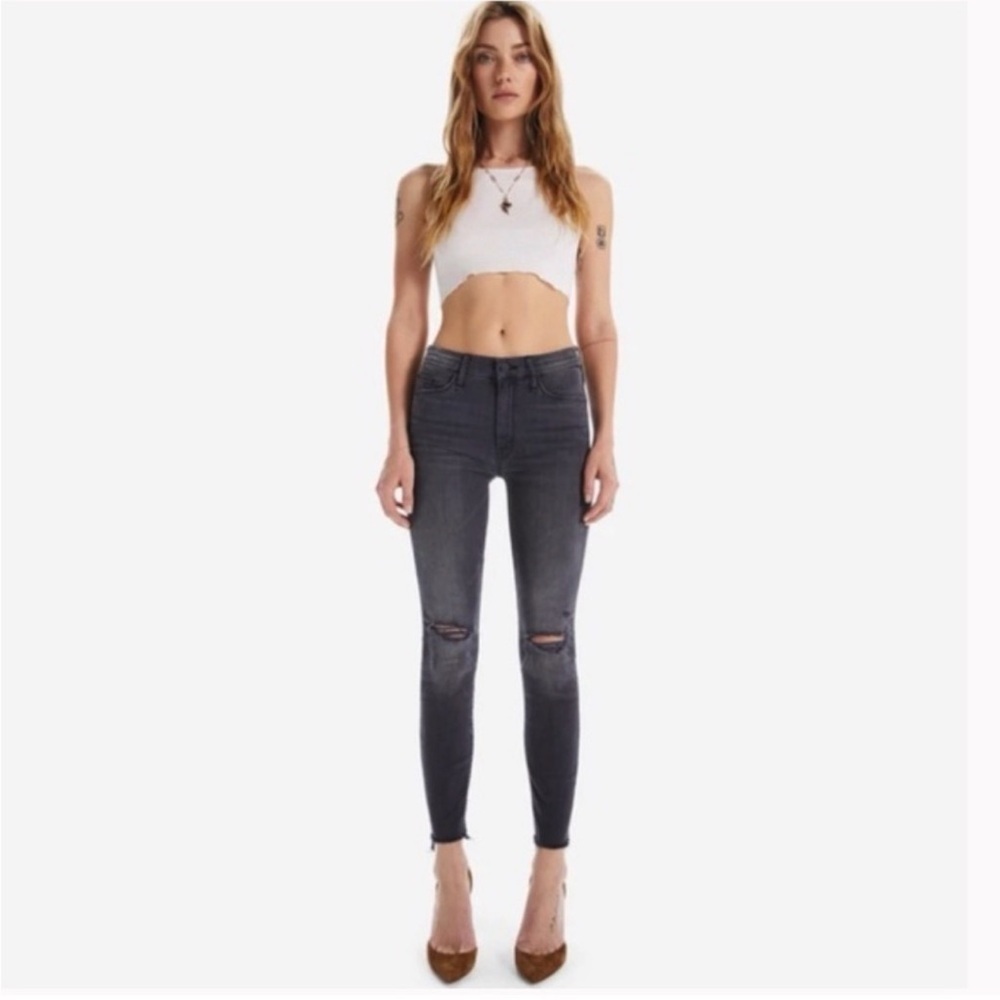 MOTHER The Looker Ankle Fray Jeans in Burning Out Lanterns